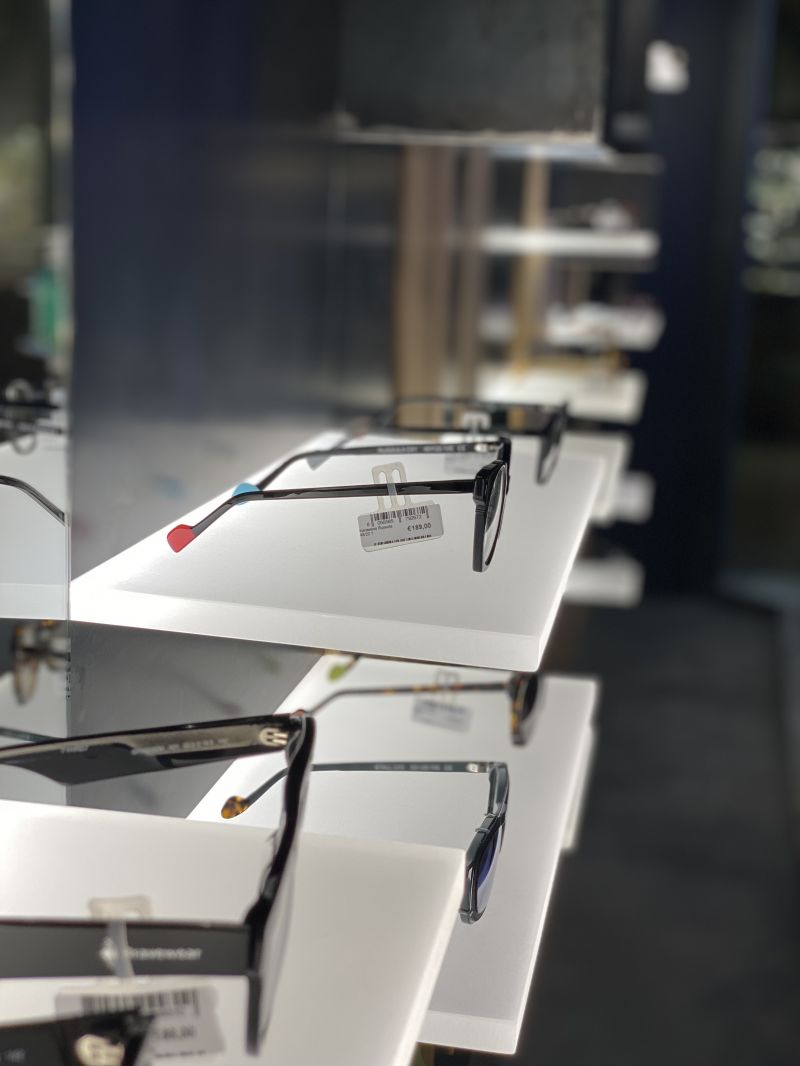 Arredamento negozio di ottica Firenze 