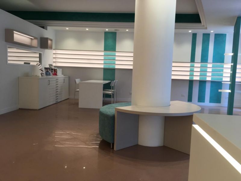 Arredamento negozio di ottica Firenze 